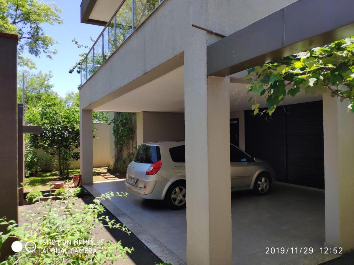 Villa Casa moderna no centro próxima a atrações turísticas à Foz do Iguaçu Extérieur photo